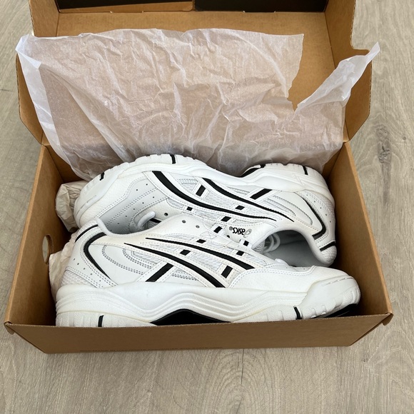 ASICS Gel Rally Point Volleyball Shoes NIB - Picture 2 of 8